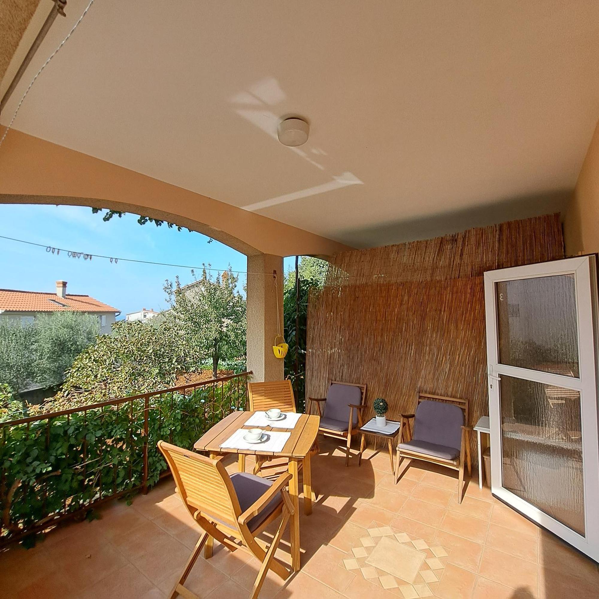 Apartment Jelka Малинска Екстериор снимка