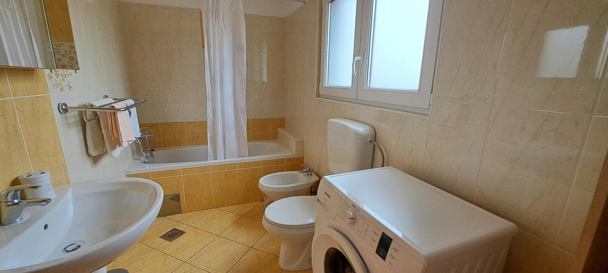 Apartment Jelka Малинска Екстериор снимка